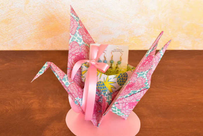 Ideas for surprise origami gifts to make mom happy